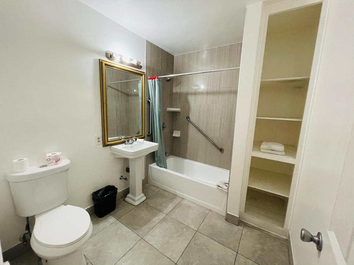 Casa Blanca Inn&Suites Whittier Esterno foto